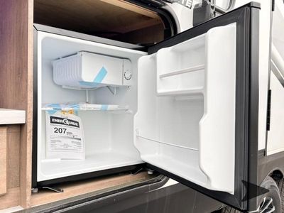 2025 Jayco Jay Flight SLX — photo 19 view