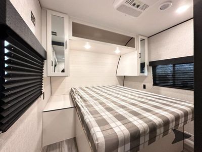 2025 Jayco Jay Flight SLX — interior view