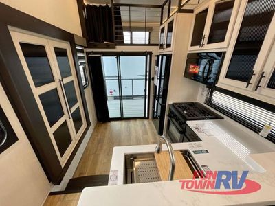 2025 Forest River RV Sabre - Photo 14