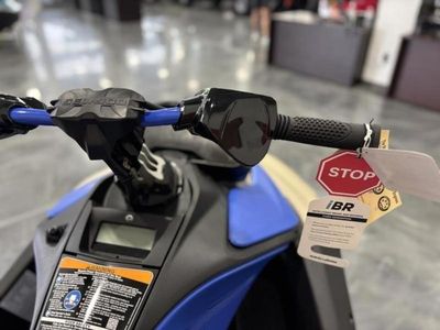 2025 Sea-Doo Spark Trixx for 3 Rotax 900 ACE - 90 iBR and Audio — photo 8 view