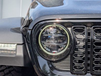 2026 Jeep Wrangler — photo 9 view