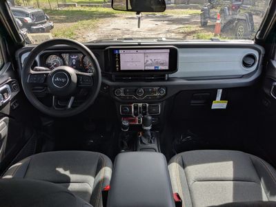 2026 Jeep Wrangler — photo 15 view