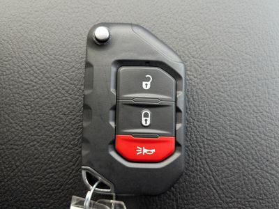 2026 Jeep Wrangler — photo 29 view