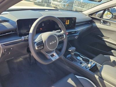 2026 Kia K5 — photo 7 view
