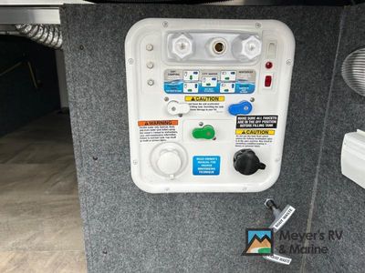 2026 Coachmen RV Chaparral - Photo 9