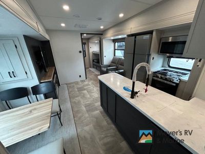 2026 Coachmen RV Chaparral - Photo 11