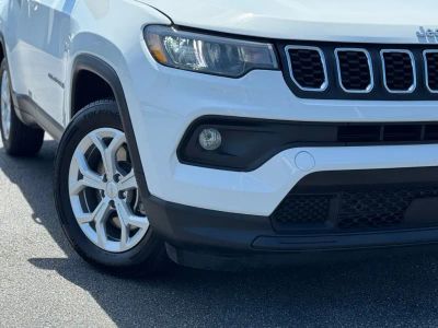2024 Jeep Compass - Photo 3
