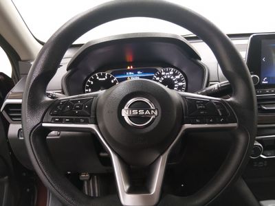 2024 Nissan Altima — photo 12 view