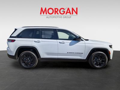 2026 Jeep Grand Cherokee - Photo 2