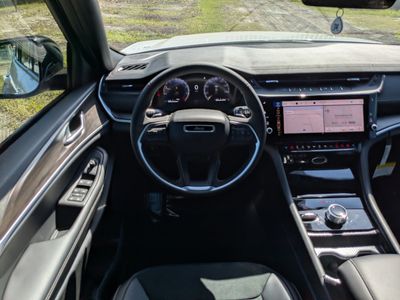 2026 Jeep Grand Cherokee - Photo 17