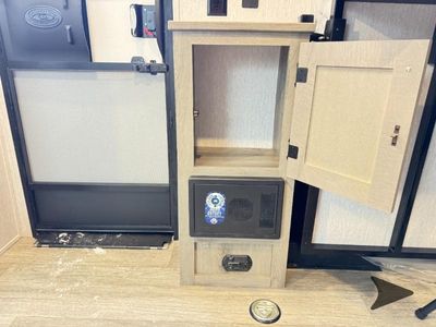 2026 Wayfinder RV GO LITE — photo 18 view