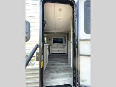 2025 Coachmen RV Catalina Legacy - Photo 21