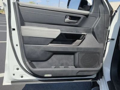 2024 Toyota Tundra - Photo 14