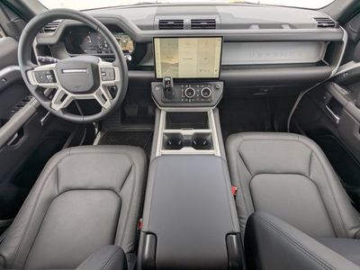 2026 Land Rover Defender 130 - Photo 14