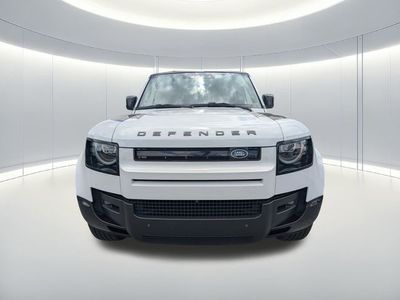 2026 Land Rover Defender 130 - Photo 8