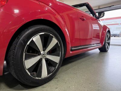2013 Volkswagen Beetle Convertible - Photo 8