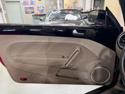 2013 Volkswagen Beetle Convertible - Photo 29