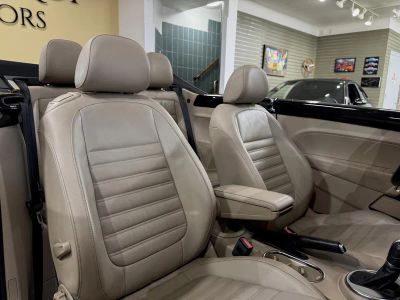 2013 Volkswagen Beetle Convertible - Photo 16