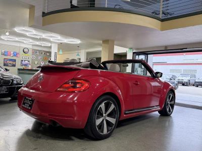 2013 Volkswagen Beetle Convertible - Photo 34