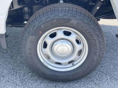 2026 Ford F-150 — photo 8 view