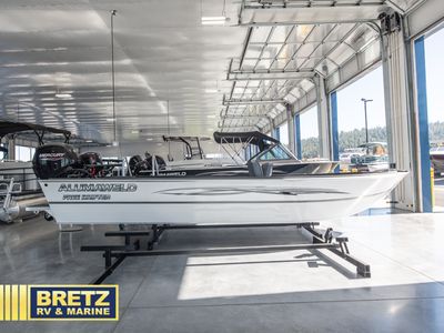 2026 Alumaweld Free Drifter — engine compartment view