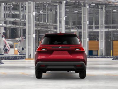 2026 Toyota Grand Highlander Hybrid - Photo 10