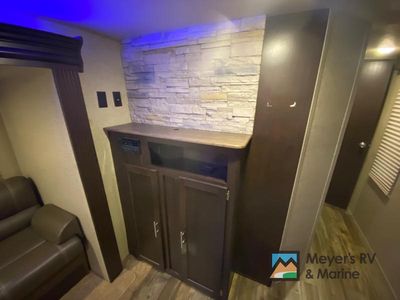 2017 Forest River RV CHEROKEE LMT - Photo 6
