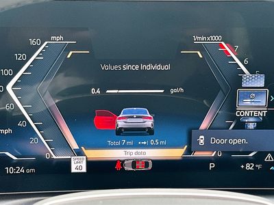 2026 BMW 4 Series — photo 9 view
