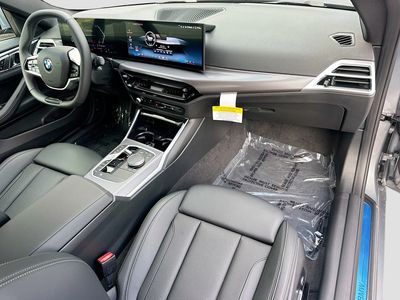 2026 BMW 4 Series — photo 23 view