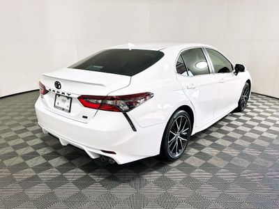 2024 Toyota Camry - Photo 3