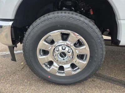 2026 Ford Super Duty - Photo 43