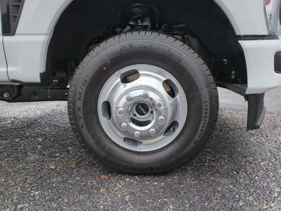 2026 Ford F-350SD — photo 11 view
