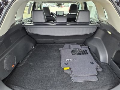 2024 Toyota RAV4 - Photo 16