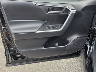 2024 Toyota RAV4 - Photo 32