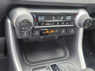 2024 Toyota RAV4 - Photo 22