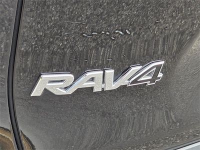 2024 Toyota RAV4 - Photo 31