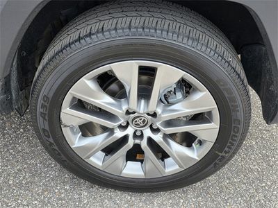 2024 Toyota RAV4 - Photo 35