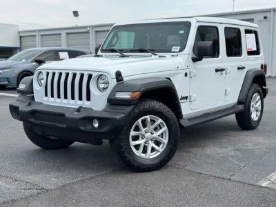 2023 Jeep Wrangler - Photo 6