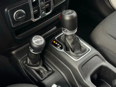 2023 Jeep Wrangler - Photo 31
