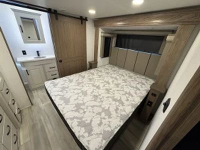 2024 Alliance RV Paradigm - Photo 11