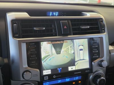 2022 Toyota 4Runner — photo 18 view