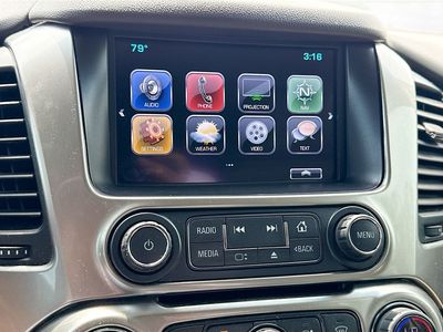 2019 Chevrolet Suburban — photo 32 view