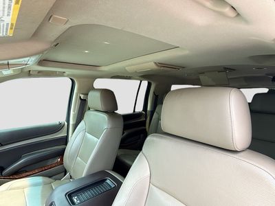 2019 Chevrolet Suburban — photo 29 view