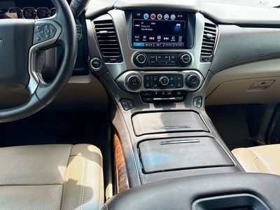 2019 Chevrolet Suburban — photo 20 view