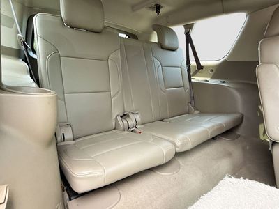 2019 Chevrolet Suburban — photo 22 view