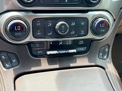2019 Chevrolet Suburban — photo 36 view