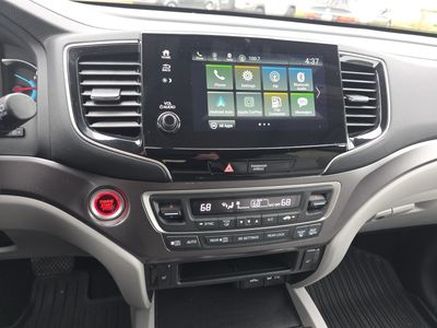 2021 Honda Pilot — photo 11 view