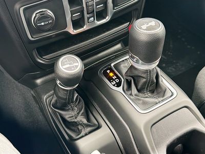 2026 Jeep Wrangler — photo 27 view