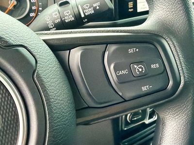 2026 Jeep Wrangler — photo 34 view