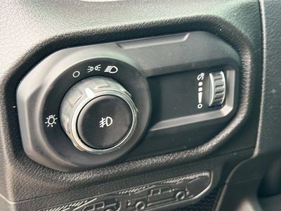 2026 Jeep Wrangler — photo 31 view
